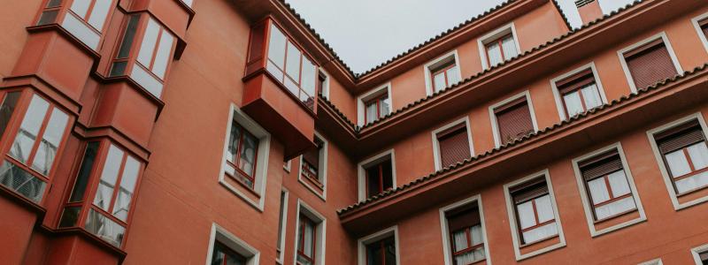 Bostadshus. Pressbild: Braden Collum / Unsplash