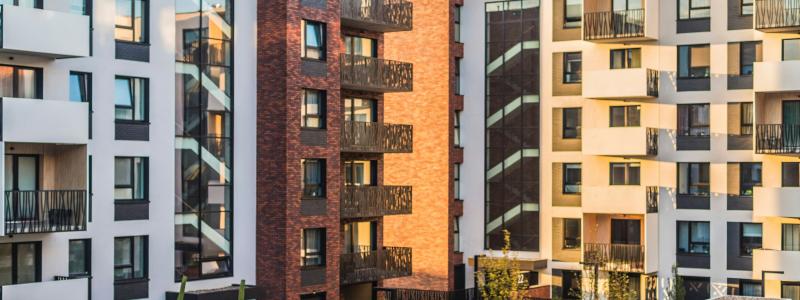 Hyreslägenheter. Foto: Isaac Quesada / Unsplash