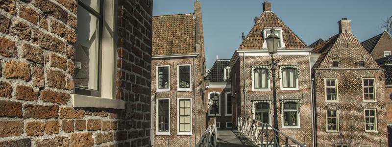 Gamla byggnader i Amsterdam. symbolbild. Foto: Creative Commons Lic. Kredit: Mel 88