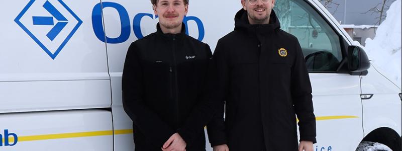 Philip Stål, arbetsledare för fastighetsjouren Ocab och Stefan Nilsson, Förvaltare HSB Norr. Foto: HSB Norr