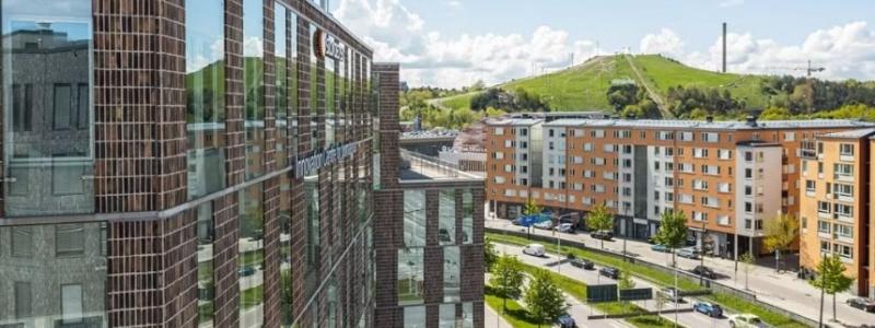 Veho Import AB, distributör av Mercedes-Benz och FUSO lastbilar i Sverige, meddelar idag att företaget flyttar sina kontor i både Stockholm och Malmö till nya, moderna lokaler. pressfoto Veho Import