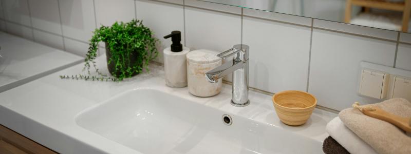 Efter en svacka under våren visar den senaste Säker Vatten Barometern att de auktoriserade VVS-företagen går starkt in i hösten. Foto: Alex Tyson/Unsplash