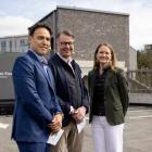 Annika Abraham, VD, ChargeNode,  Alejandro Castro Pérez, Vice President Energy Solutions, Volvo Cars, samt Per-Henrik Persson, VD, Buddy Energy. Pressbild: Charge Node