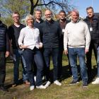 På bilden ser du från vänster till höger: Tomas Löfgren Löfgren, projektledare, GotlandsHem, Andreas Sandsjö, biträdande arbetschef, Peab, Anna Hegart, affärsutvecklare, GotlandsHem, Pontus Back, gruppchef, teknisk förvaltning, Kim Tornell, byggprojektchef, GotlandsHem, Magnus Frid, entreprenadingenjör, Peab, Joakim Martell, vd, GotlandsHem, Markus Molin, platschef, Peab och Patrik Lindkvist, arbetschef, Peab. GotlandsHem