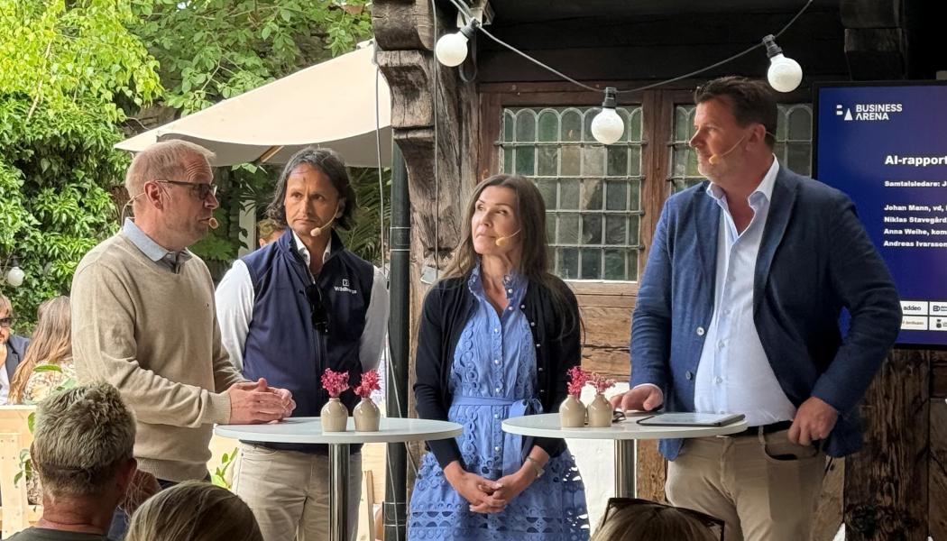 Diskussion av resultaten av undersökningen under Almedalsveckan. På bilden Niklas Stavegård, Fastighetsägarna, Andreas Ivarsson, Wihlborgs, Anna Weihe, Sveriges Allmännytta och Johan Mann, Fastigo. Foto: Fastigo
