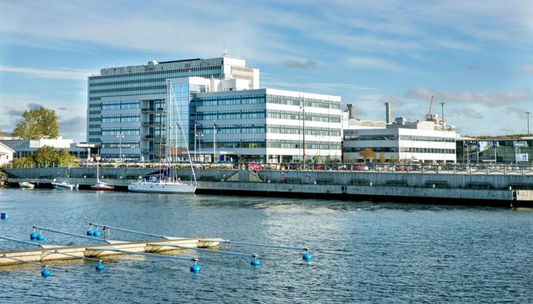 Platzer hyr ut kontorsyta i Arendal till globalt teknikbolag