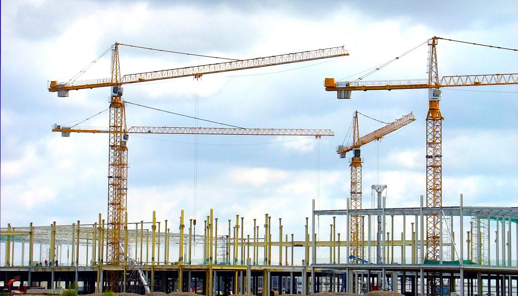 Enligt Byggföretagen uppgick byggsektorns samlade kostnader för olika utredningar till cirka 2,5 miljarder kronor mellan 2020 och 2023. Foto: Symbolbild. Creative Commons Lic. Kredit: Aszak