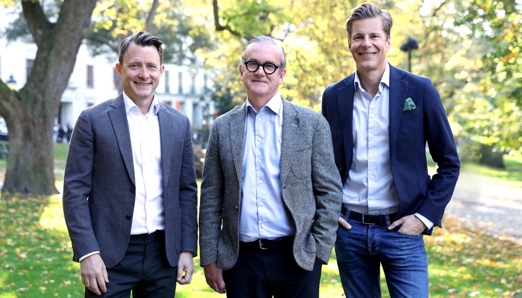 Resona välkomnar Johan Skoglund som delägare och styrelseledamot. Från vänster: Fredrik Bele, partner och vd. Johan Skoglund, delägare och styrelseledamot. Sam Giertz, partner och styrelseordförande. Av: Karina Ljungdahl