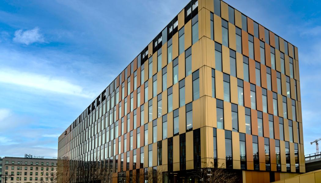 Kontorsfastigheter i High5ive-komplexet i centrala Kraków. Pressbild: Stena Fastigheter