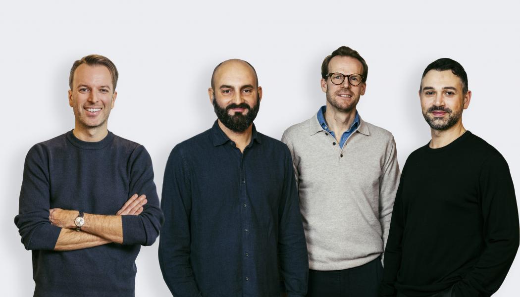 Daniel Larsson, VD Odevo, Fredrik Dahlström, CTO Monu, Lars Rutegård, VD Monu, Pasquale di Nicola, COO Monu. Foto: Odevo

 