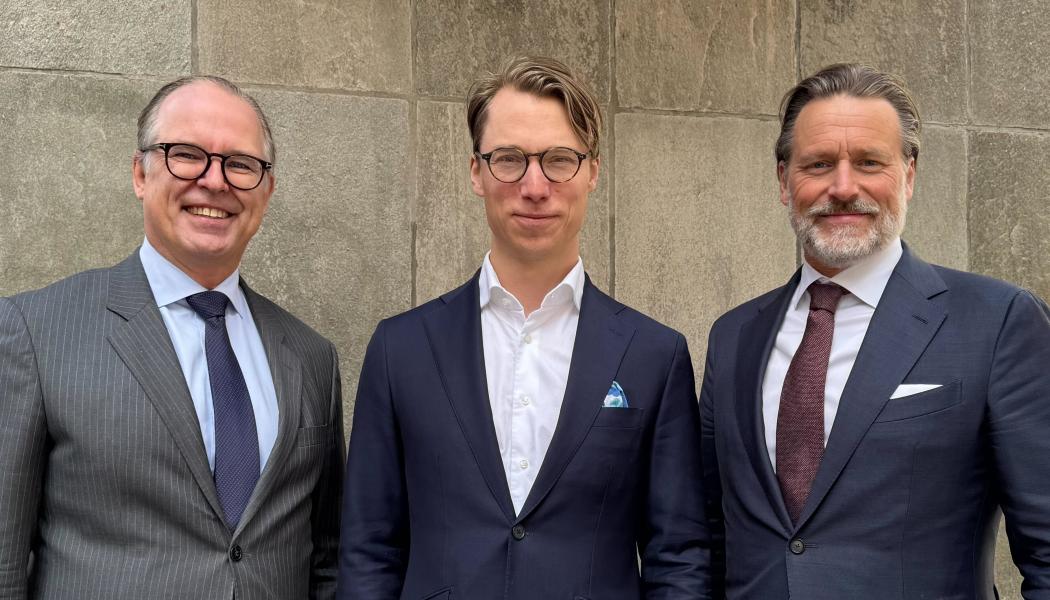 Anders Borg, styrelseordförande i Sehlhall, Carl-Adam von Schéele, Sverigechef för Nrep och Dan T. Sehlberg, vd för Sehlhall
Bild: Maria Gertell