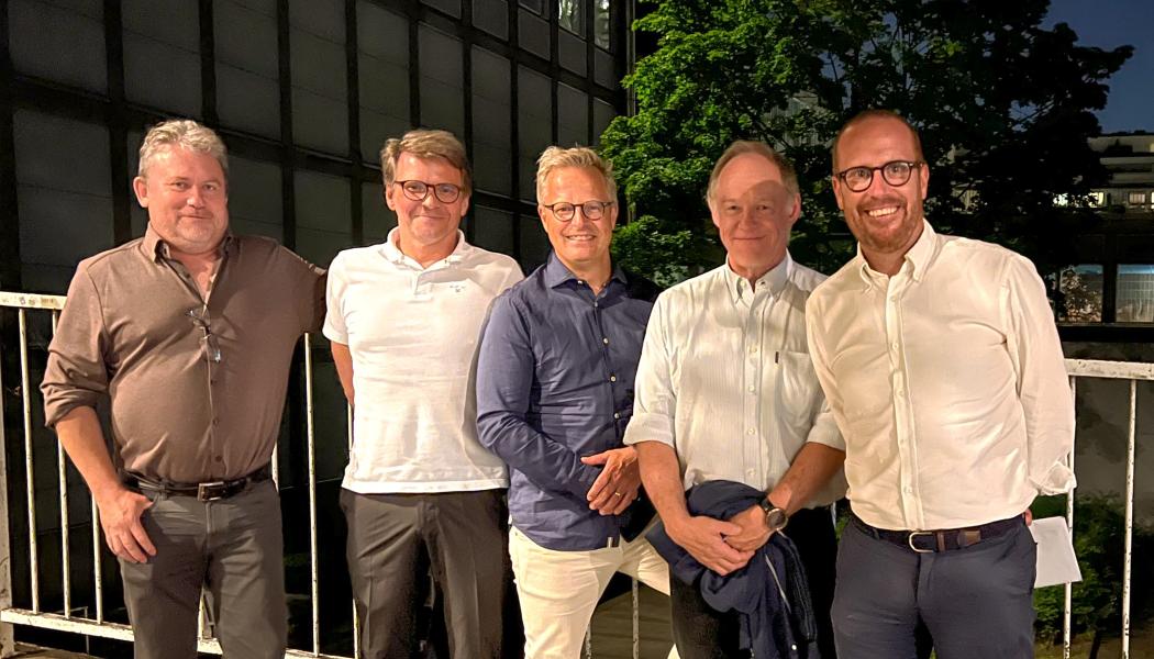 På bild från vänster: Sture Backman OSG, Mikael Bengs VD OSG, Bjarne Johansson SI, Peter Häggdahl OSG och Mikael Norlander VD SI. Foto: SI