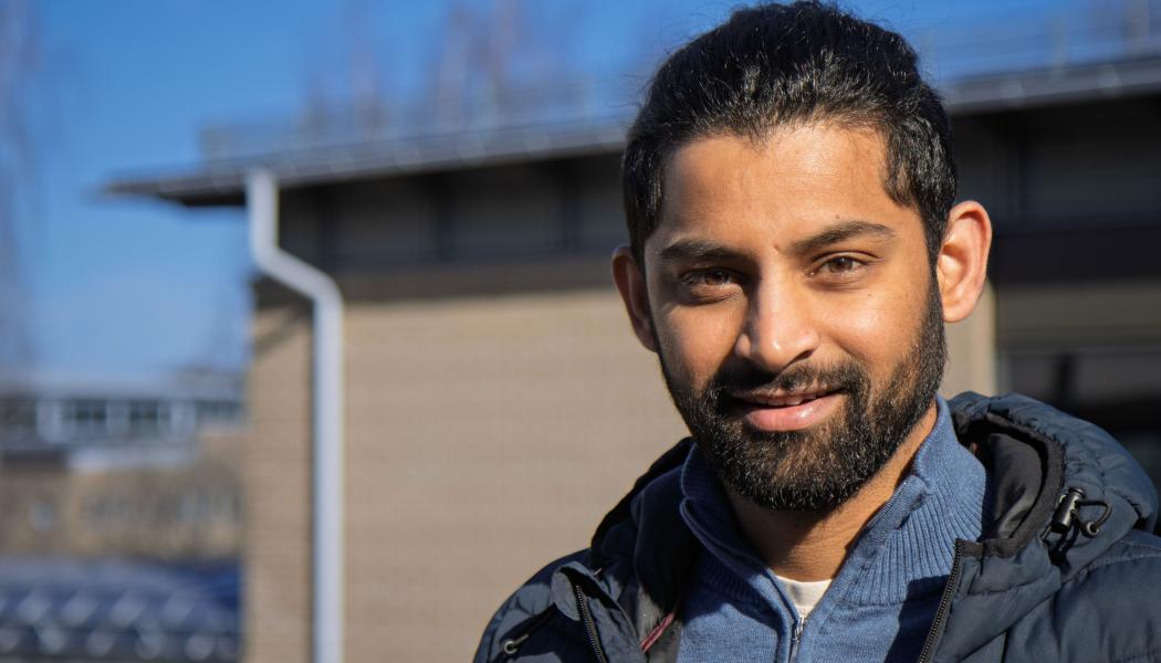 Santhan Reddy Penaka har undersökt användning av AI vid energirenoveringar. Foto: Magnus Mikaelsson