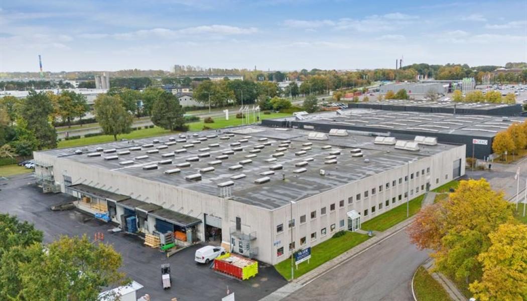    
Stendörren har förvärvat fyra lager- och lätt industrifastigheter i Köpenhamn för 253 miljoner svenska kronor. Pressbild: Stendörren