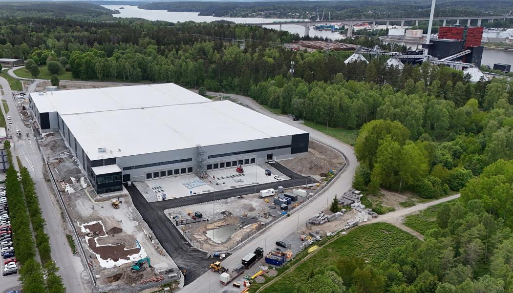 Lokalen omfattar 6 483 kvm lager, 552 kvm entresol samt 858 kvm kontors- och personalytor. Foto: Verdion
