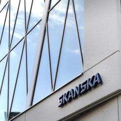 Janerik Henriksson/TT: Byggkoncernen Skanska drar in 690 miljoner kronor när de säljer en kontorsfastighet i London. Arkivbild