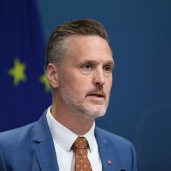 Ali Lorestani/TT: Amorteringskravet och bolånetaket behöver utvärderas igen, enligt finansmarknadsminister Max Elger (S). Arkivbild.