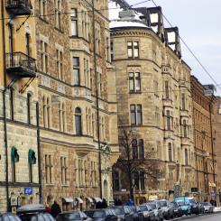 HASSE HOLMBERG / TT: Budgivningarna på bostäder i Sveriges storstäder drivs inte upp på samma sätt som förra året. Arkivbild.