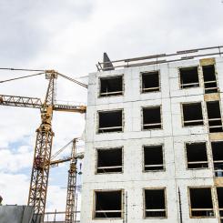 Tomas Oneborg / SvD / TT: Bostadsprisraset har inte nått botten, enligt SBAB. Priserna kan falla så mycket som 20 procent innan det vänder. Arkivbild.