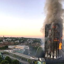 Dödsfälla. 72 människor omkom, över 70 skadades och 223 personer evakuerades eller lyckades ta sig ut ur byggnaden levande. FOTO: Wikimedia Commons