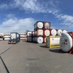 Sundsvall Logistikpark är ett samarbete mellan Sundsvalls kommun, Trafikverket och SCA och omfattar kombiterminal, containerhamn, järnvägsanslutningar och logistikytor. Anläggningen har varit i drift sedan 2024. Foto: Sundsvalls kommun