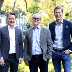Resona välkomnar Johan Skoglund som delägare och styrelseledamot. Från vänster: Fredrik Bele, partner och vd. Johan Skoglund, delägare och styrelseledamot. Sam Giertz, partner och styrelseordförande. Av: Karina Ljungdahl