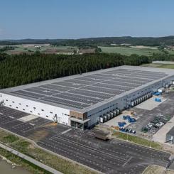 Lindex nybyggda omnilager är en högautomatiserande anläggning på 40 000 kvm. Foto: Inhouse Tech
