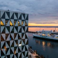 Fastighetsbolaget Wihlborgs i Helsingborg är en av de kunder som nappat på Öresundskrafts negativa utsläppsverifikat. Foto: Wihlborgs
