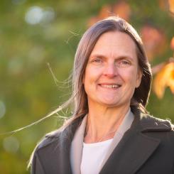 Marita Anheim tillträder som ny vd på Huddinge Samhällsfastigheter senast våren 2025. Av: Maja Hoffner