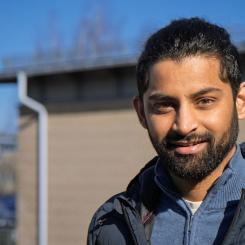 Santhan Reddy Penaka har undersökt användning av AI vid energirenoveringar. Foto: Magnus Mikaelsson