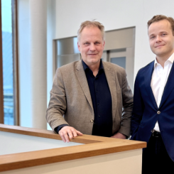 Tornstadens koncernchef Jan Edlund och Realy Bostads CFO Hannes Malm Fotograf/Källa: Tornstaden
